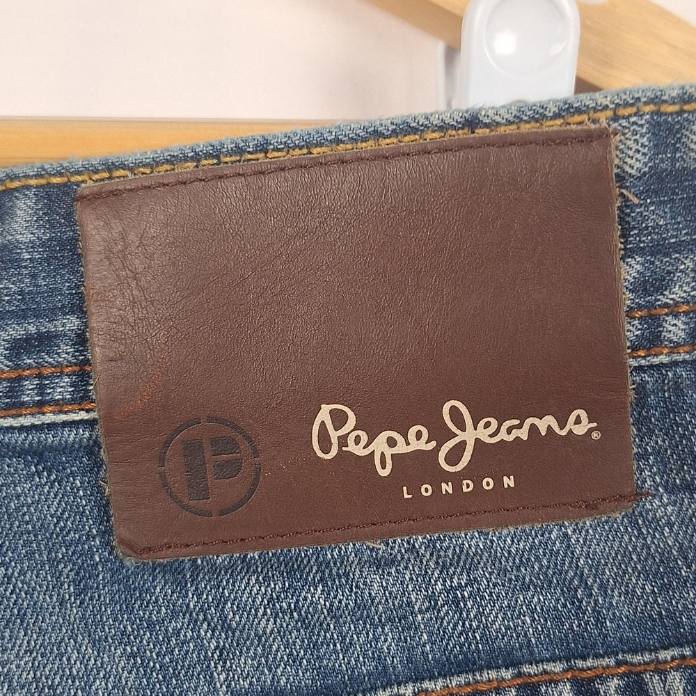 Pepe Jeans London Vintage Y2K Embroidered Dragon Tiger Denim Shorts Jorts Blue - Picture 9 of 16